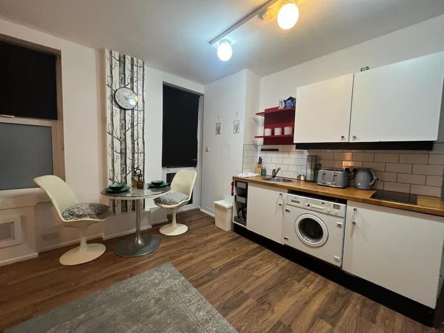 Tree Studio Apartment Barbican F3 Лондон Екстер'єр фото