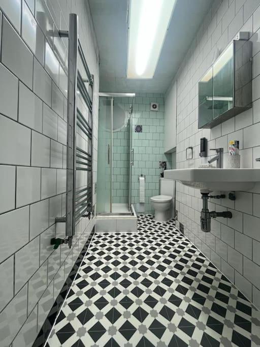 Tree Studio Apartment Barbican F3 Лондон Екстер'єр фото