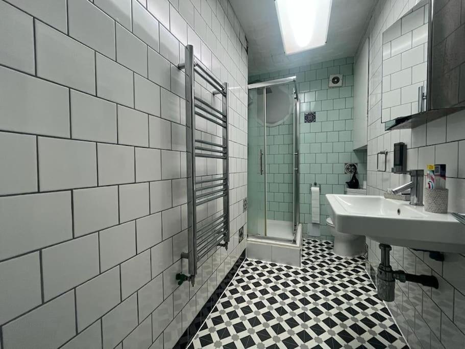 Tree Studio Apartment Barbican F3 Лондон Екстер'єр фото