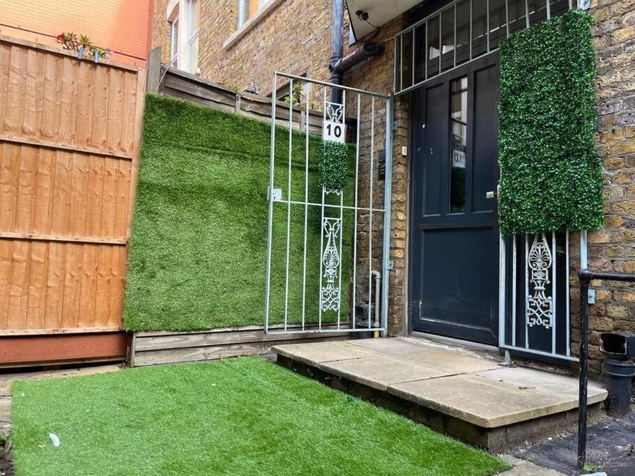 Tree Studio Apartment Barbican F3 Лондон Екстер'єр фото